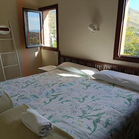 Hotel Rural Don Burguillo El Tiemblo Exteriör bild